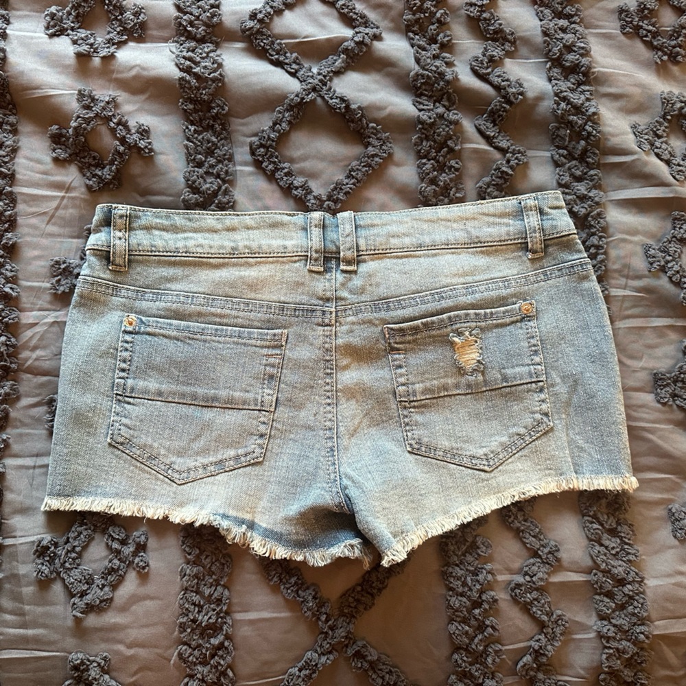 Mossimo Supply Co. Juniors Jean Shorts Size 9 - Picture 2 of 3
